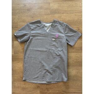 FIGS "Chisec" Men's Gray‎ 3 Pocket Scrub Top Technical Collection XS Pink Cross